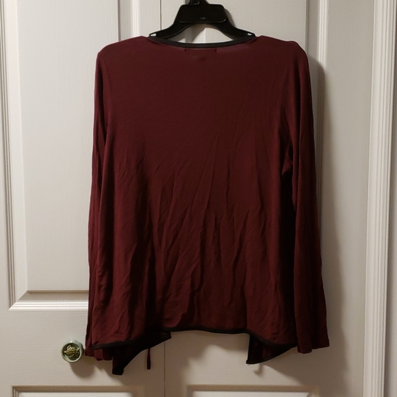 Lightweight cover-up sweater with ties - Picture 5 of 6